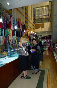 Ubiquitous Pashminas and Scarves at Erdaoqiao