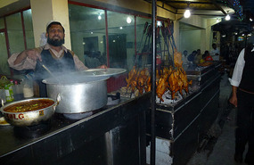 Food Stall Holder, Naran