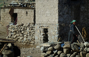 Woman at Rumtse Village