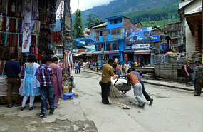 Manali Main Street