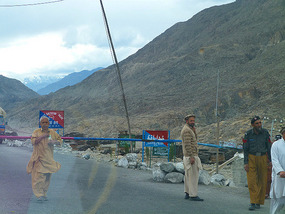 Road Block at Chilas (c. Ishaq Ali)