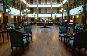 Main Lounge, Oberoi Cecil Hotel