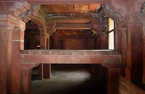 Akbar's Bed