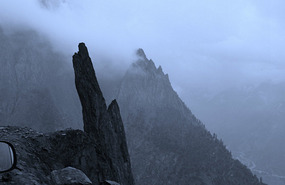 Eerie Mood of the Zozilla Pass