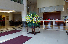 Foyer of the Shanghai Airlines Travel Hotel