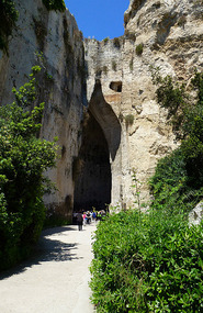 Dionysius Ear, Neapolis