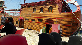 The Garish "Le Phenicien" Restaurant 