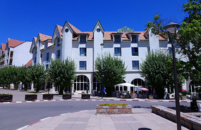 The Alpine Looking Hotel Chamonix, Ifrane