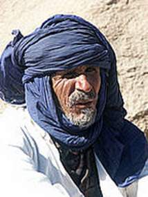 Touareg Man from Algeria (c. Wikipedia)