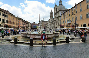 Fontana del Nettuno, Piazza Navona, Rome
