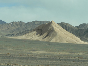 Outcrops in the Gobi Desert, Western China