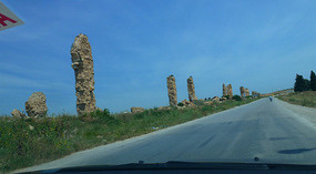 Oudhna Aquaduct  Remains 