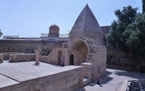 Seyid Yahya Bakuvi's Mausoleum