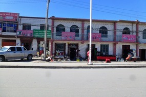 Shops in Kuqa