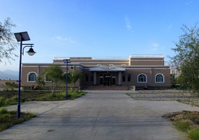 The Crown Inn Hotel, Tashkorgan
