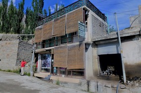 The Cafe de Hunza & Book Shop, Karimabad