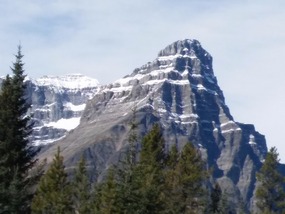 Unique formation with ice ribbons