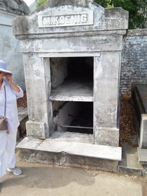 Open above-ground tomb