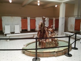 Fountain in the men's bath hall