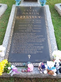Elvis Aaron Presley - grave