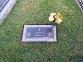 Grave of Elvis' twin brother