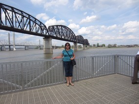 Sharon by the Ohio River and Big Four Bridge
