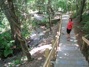 Trail to Natural Bridge