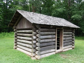 Guest sleeping hut of the Cherokee farmstead
