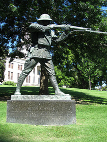 Sargent Alvin C. York Statue