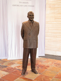 Good Statue of Truman