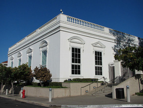 Looks like Part of the White House