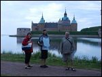 Greta, Julie & Jeff en route to Kalmar castle