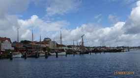 Passing old vessels in Museum area
