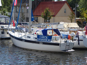 CW alongside Odile