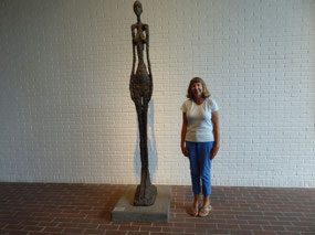 Julie with a Giacometti sculpture