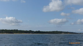 Lovely sandy beaches hereabouts