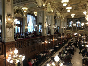 Interior of the New York Cafe