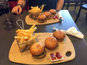 Preflight Meal at Tullamarine Airport