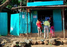Shauneen & Bev - Drive from Konso Hills to Yabello