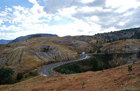 Traveling along the Lyell Hwy east of Queenstown