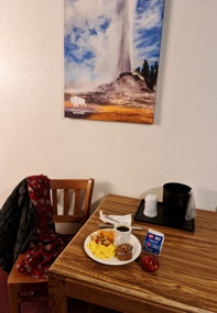 Breakfast - White Buffal Inn, West Yellowstone  MT