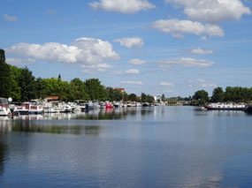 De jachthaven van Roanne