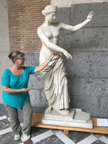 Aphrodite(s)
