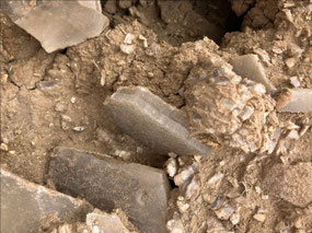 Large crystals in the desert