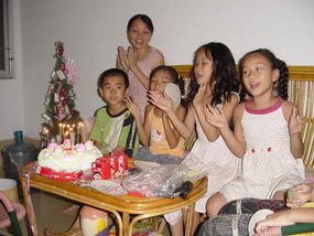 Lilleys Birthday at my house (1)