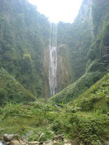 Jingxi Waterfalls and Love Ball Village (8)
