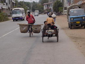 Mengla Market Village N Walk (10)