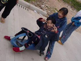 Mengla Market Village N Walk (8)