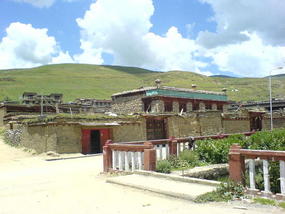 Litang Town & Monastery Walk (3)