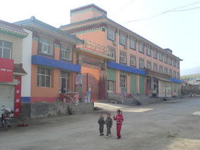 Langmusi Town Walk